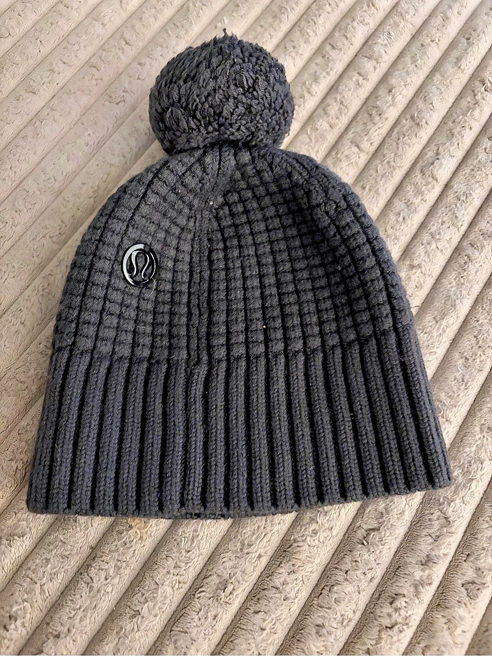 lululemon Pom-Pom Knit Beanie in Gray
